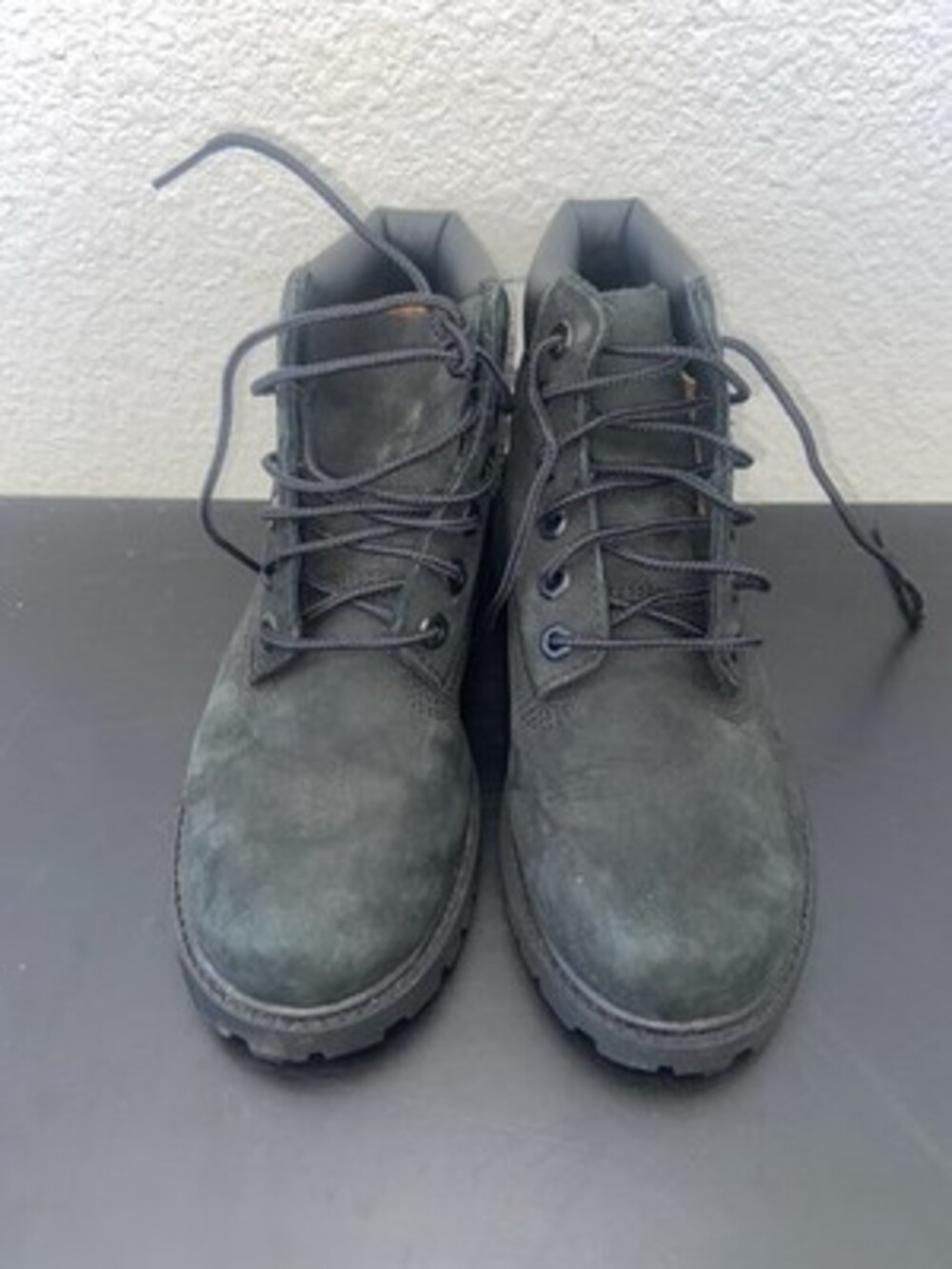Timberland Youth 6” Premium Waterproof Black Nubuck Boots Size 1M A40Z6